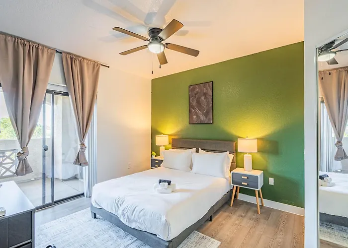 7min Airport Diablostadium Gym Pool Hottub Dogpark Apartment *