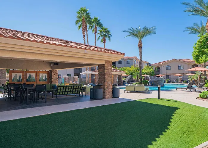 7min Airport Diablostadium Gym Pool Hottub Dogpark